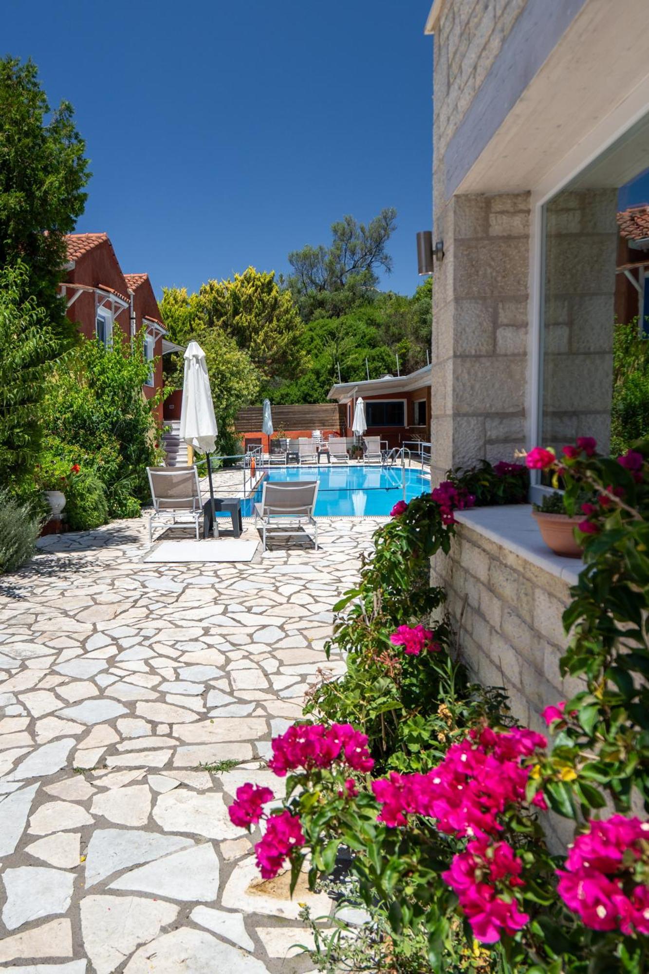 Vliho Bay Boutique Hotel Geni  Экстерьер фото